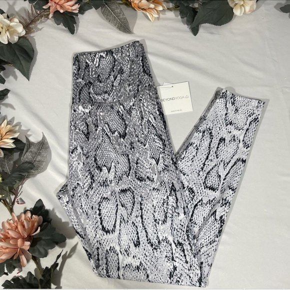 NWT $99 Beyond Yoga‎ [ XL ] Ombre Snake High Waist Leggings in Stone Grey #5207